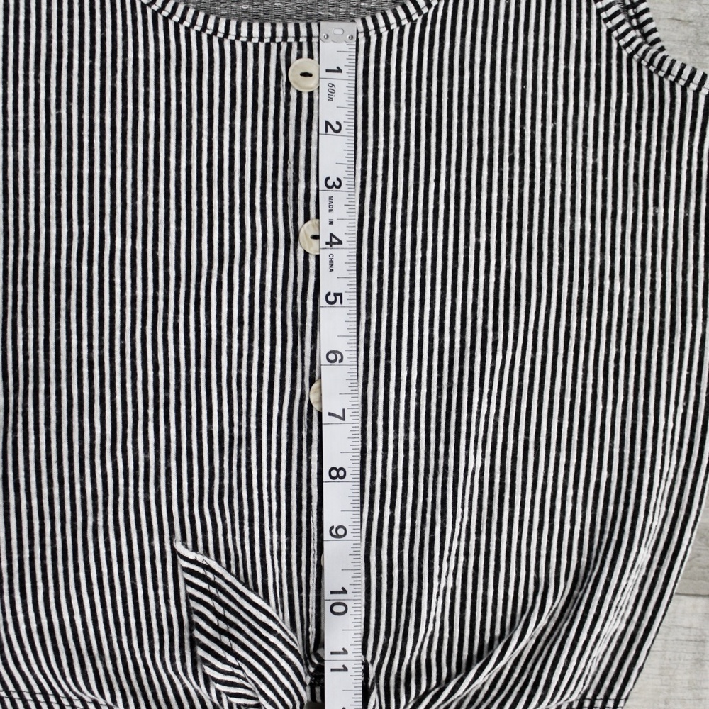 Cute Ribbed Pin Stripe Tank - Picture 7 of 7